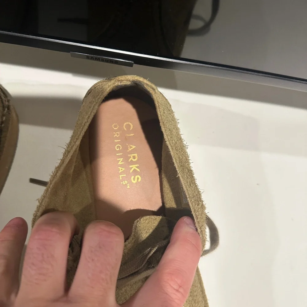 Clarks Original -Men's Suede Desert Boots - Picture 4 of 7
